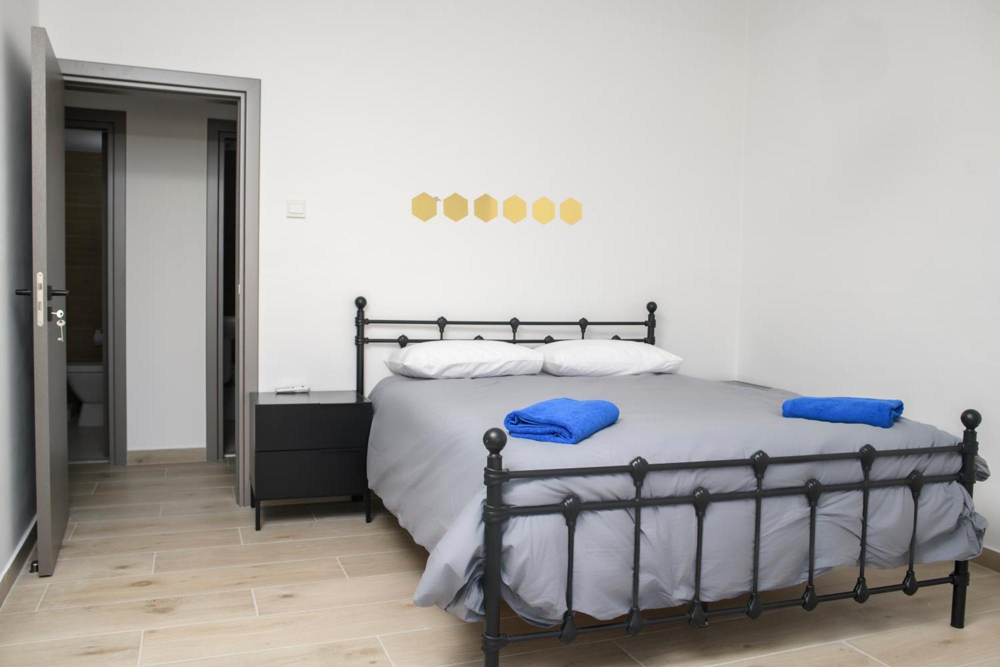 Ollies 3 Bedroom Apartment Ларнака Экстерьер фото